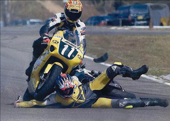 My Arm hurts. - www.MotorCycles123.com